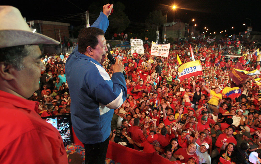 2012-09-16-Chavez at rally-chavezcandanga